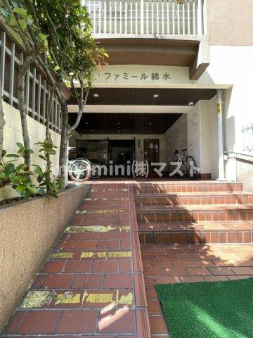 大阪市浪速区敷津西１丁目の賃貸マンションのエントランス