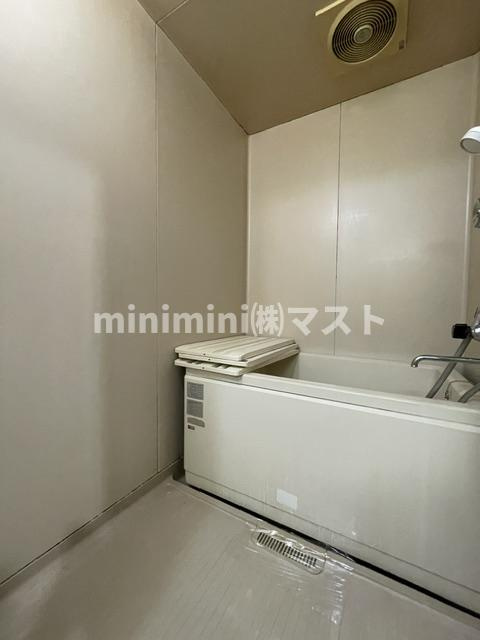 大阪市浪速区敷津西１丁目の賃貸マンションの浴室