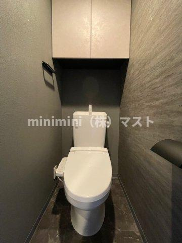 大阪市浪速区塩草３丁目の賃貸マンションのトイレ