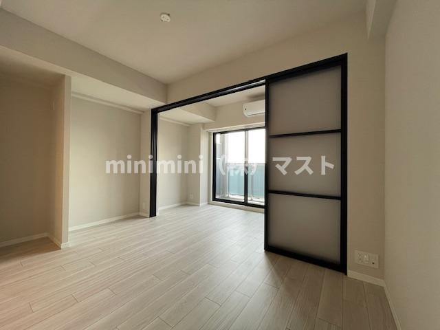 大阪市浪速区塩草３丁目の賃貸マンションの内装