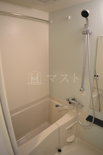 大阪市浪速区桜川４丁目の賃貸マンションの浴室