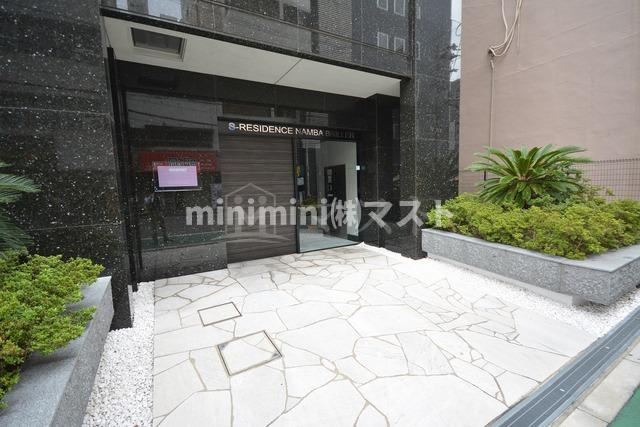 大阪市浪速区元町２丁目の賃貸マンションのエントランス