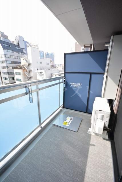 大阪市浪速区日本橋５丁目の賃貸マンションのバルコニー