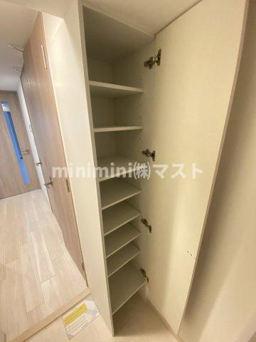 大阪市浪速区幸町１丁目の賃貸マンションの収納