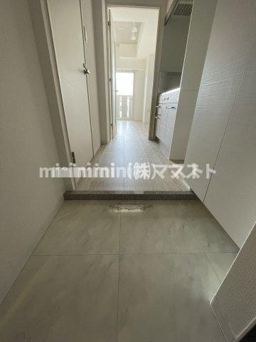 大阪市浪速区日本橋３丁目の賃貸マンションの玄関