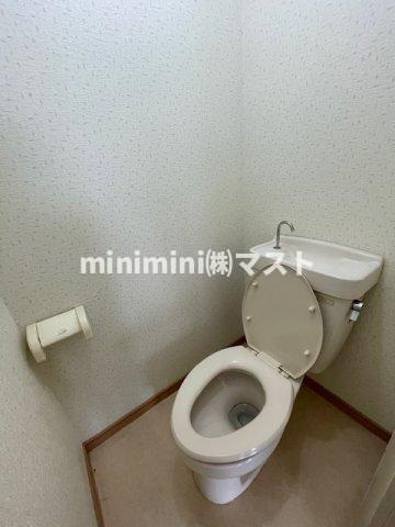 大阪市浪速区恵美須西３丁目の賃貸マンションのトイレ