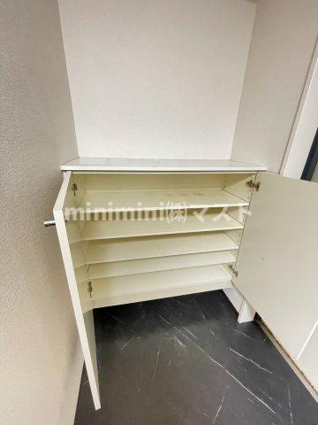 大阪市浪速区戎本町１丁目の賃貸マンションの収納