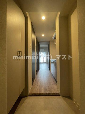 大阪市浪速区桜川２丁目の賃貸マンションの玄関