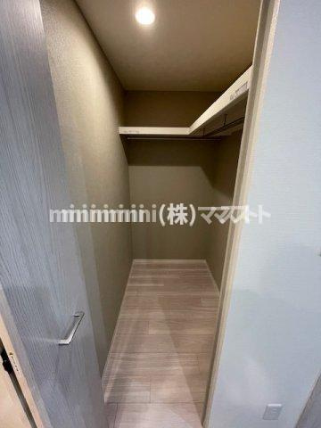 大阪市浪速区幸町２丁目の賃貸マンションの収納
