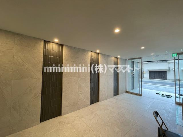 大阪市浪速区幸町２丁目の賃貸マンションのロビー