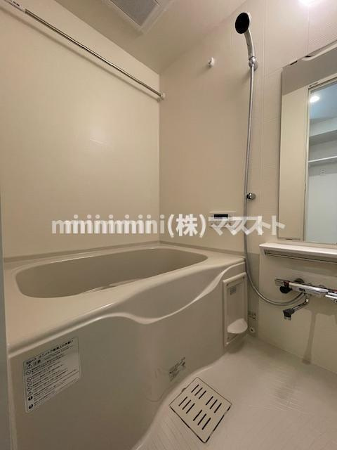 大阪市浪速区幸町２丁目の賃貸マンションの浴室