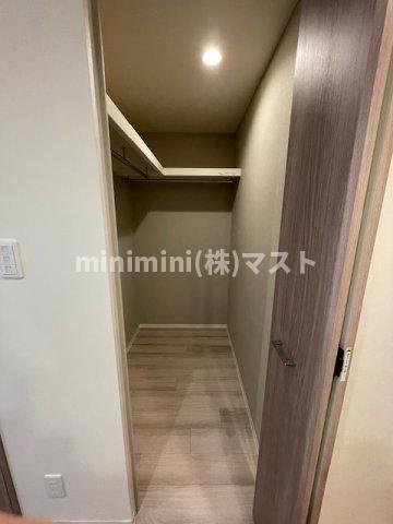 大阪市浪速区幸町２丁目の賃貸マンションの収納