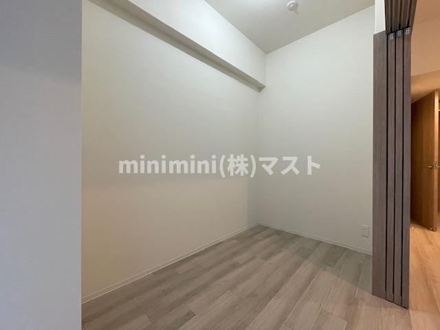 大阪市浪速区幸町２丁目の賃貸マンションの洋室