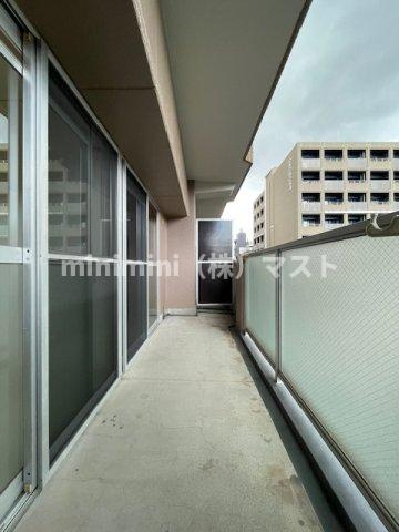 大阪市浪速区難波中３丁目の賃貸マンションのバルコニー