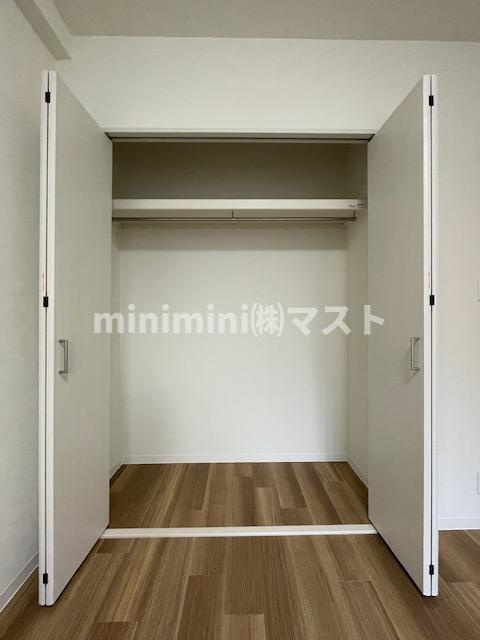 大阪市浪速区日本橋東３丁目の賃貸マンションの収納