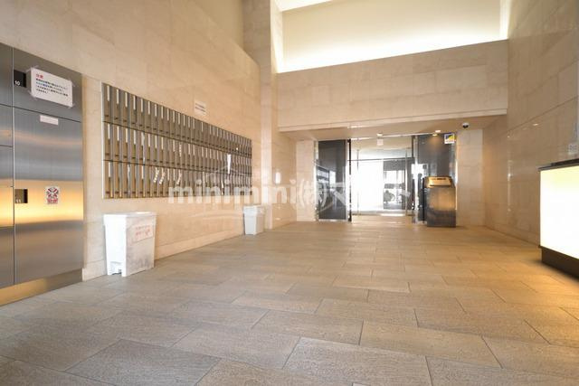 大阪市浪速区下寺２丁目の賃貸マンションのロビー