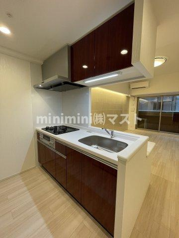大阪市浪速区恵美須西１丁目の賃貸マンションのキッチン