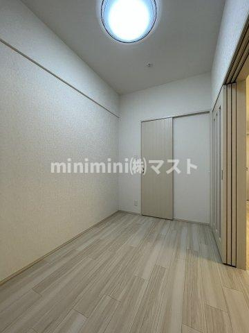大阪市浪速区恵美須西１丁目の賃貸マンションの居間・リビング