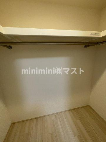 大阪市浪速区恵美須西１丁目の賃貸マンションの収納