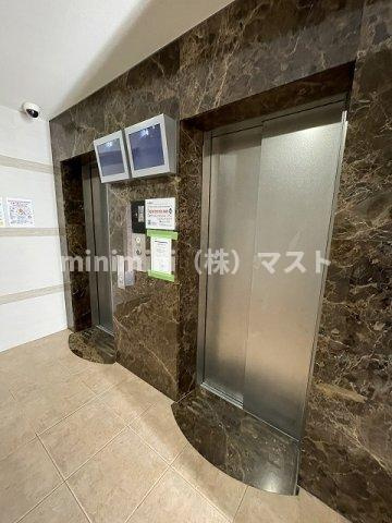 大阪市浪速区浪速西１丁目の賃貸マンションのエントランス