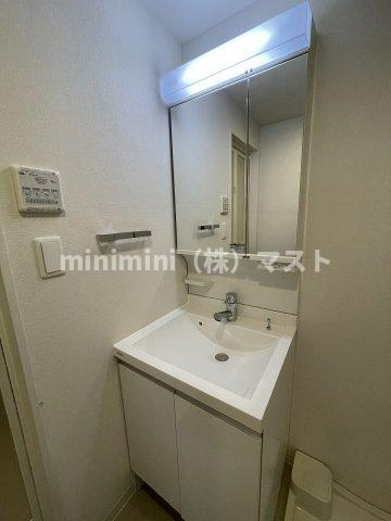 大阪市浪速区日本橋３丁目の賃貸マンションの洗面所