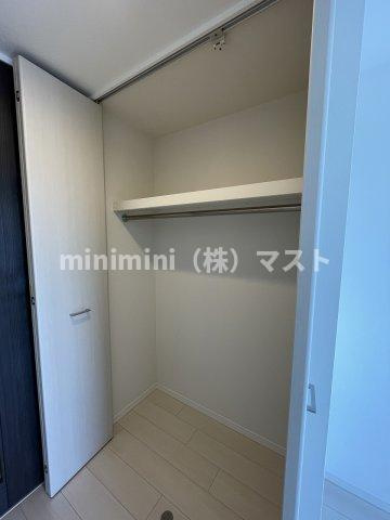 大阪市浪速区日本橋３丁目の賃貸マンションの収納
