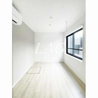 【居間・リビング】 | エルファーロ中野新橋 | 洋室のお部屋です。