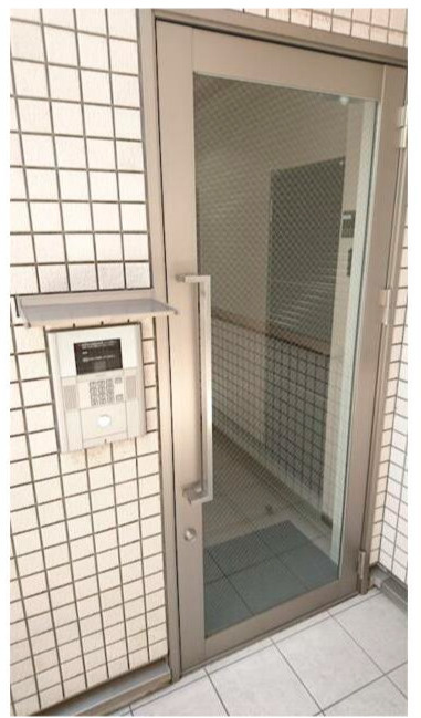 BITURBOのエントランス