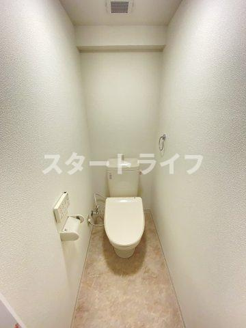 大阪市淀川区東三国３丁目の賃貸マンションのトイレ