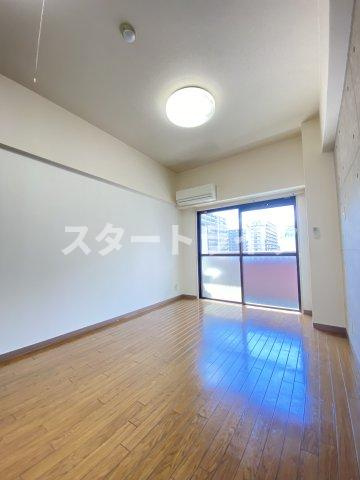大阪市淀川区東三国３丁目の賃貸マンションの寝室