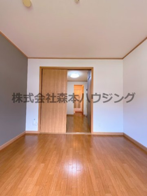 【洋室】 | 　フレーリーコート | 使い勝手のいい洋室です