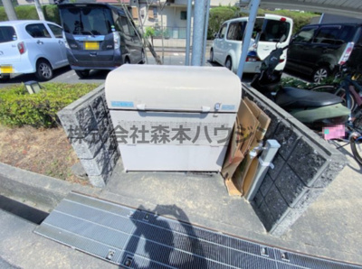 【その他共用部分】 | 　フレーリーコート | 専用ごみ置き場です