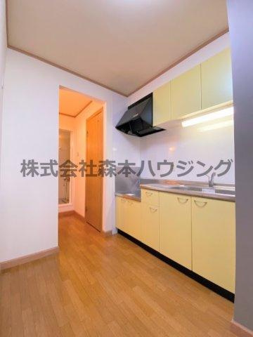 【キッチン】 | 　フレーリーコート | キッチンでお料理をお楽しみください