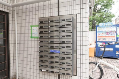 【エントランス】 | AP1398 メゾン・ド・セリバテール 303 | 









