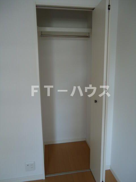 ＬＥＯ弐拾伍番館の収納