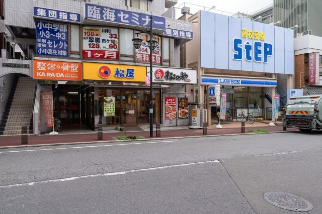 AP195 プラーズ市ヶ尾 203の外観|



