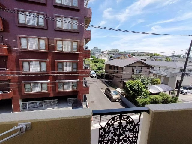 AP187 プラーズ市ヶ尾 305の展望|



