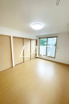 【居間・リビング】 | メゾン・ルミエール | 洋室のお部屋です。
