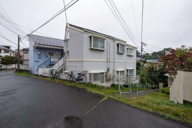 AP259 サニーフラット恋ヶ窪 101の外観|



