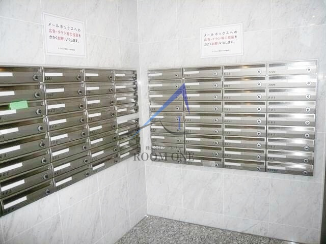 ザ・ヴァレッシア蒲田シティのその他共用部分|集合ポストです。