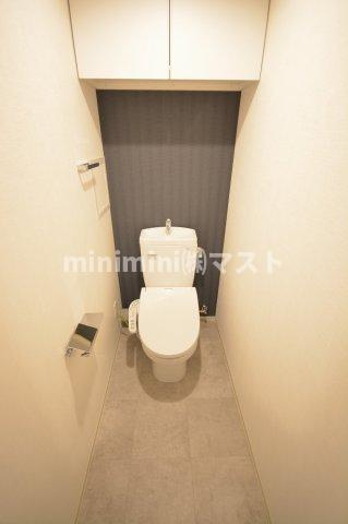 大阪市西区立売堀５丁目の賃貸マンションのトイレ
