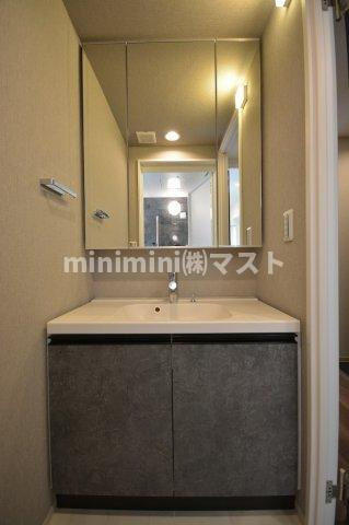 大阪市西区立売堀５丁目の賃貸マンションの洗面所