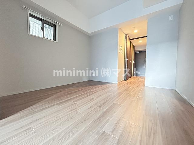 大阪市西区西本町２丁目の賃貸マンションの居間・リビング