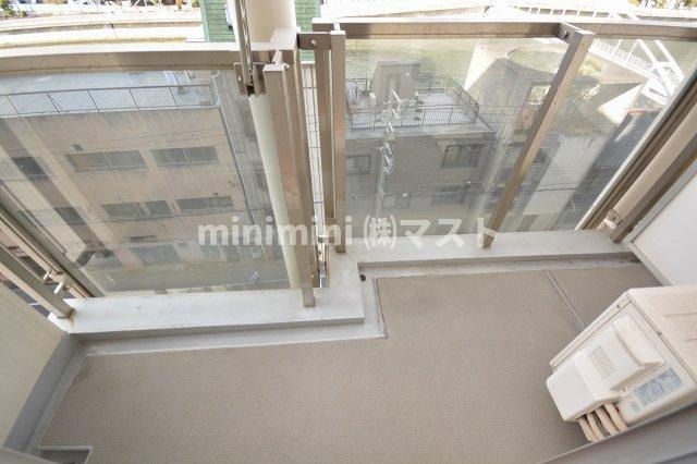大阪市西区土佐堀３丁目の賃貸マンションのバルコニー