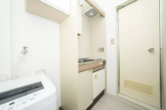 AP307 ローズガーデンタカエイ112番館 206のキッチン|



