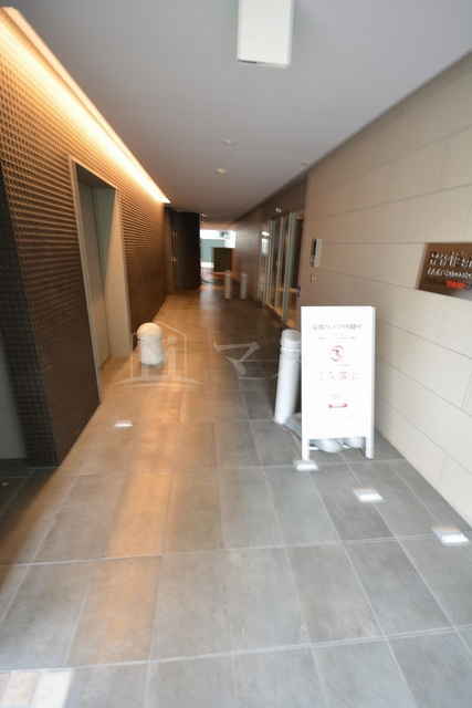 大阪市西区江戸堀１丁目の賃貸マンションのロビー