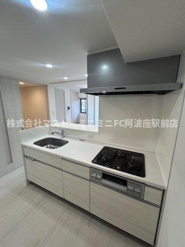大阪市西区江戸堀２丁目の賃貸マンションのキッチン