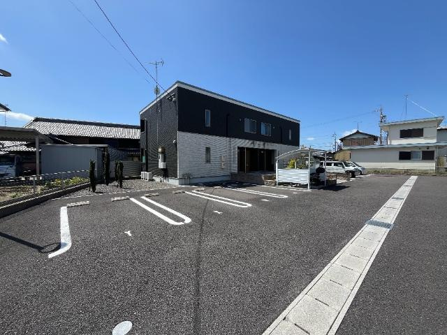 グラン ルミエール　Ｂの外観|外観写真（昼）