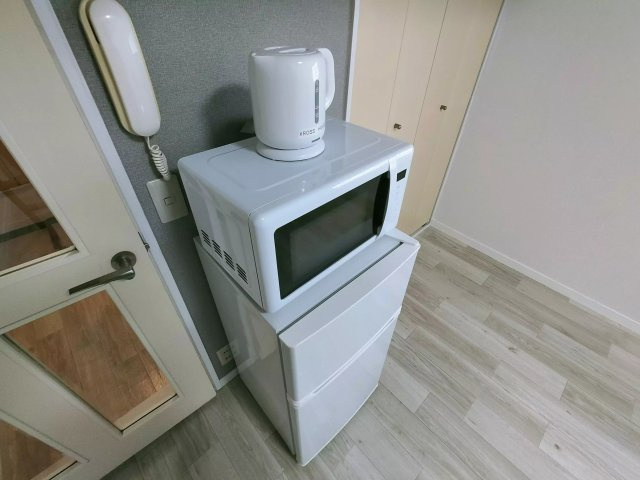AP827 レオパレス富士塚第2 103のキッチン|



