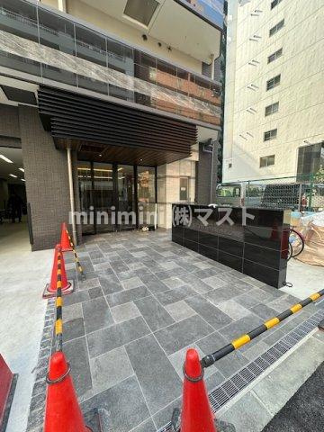 大阪市西区南堀江３丁目の賃貸マンションのエントランス